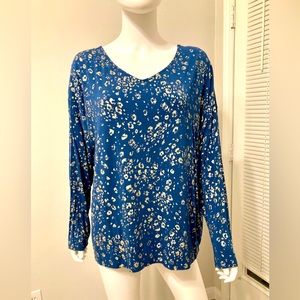 NWOT Chico’s women's blouse with golden print SZ - 3